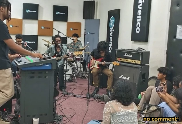 no comment - Pulse : Plus intime que la musique 