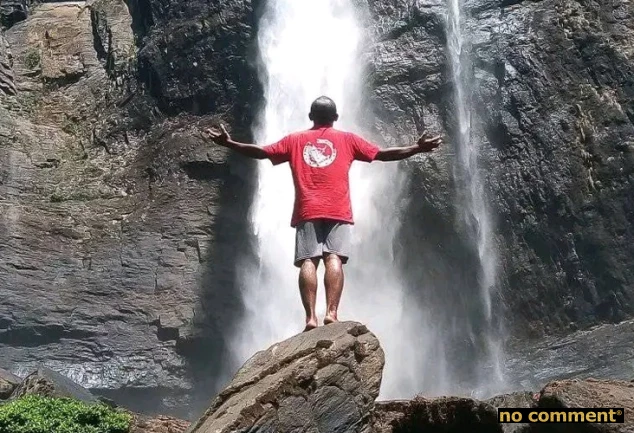 no comment - Volampadina : Le mois où le sang doit se taire