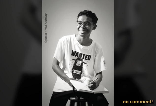 no comment - Diary Nomanina