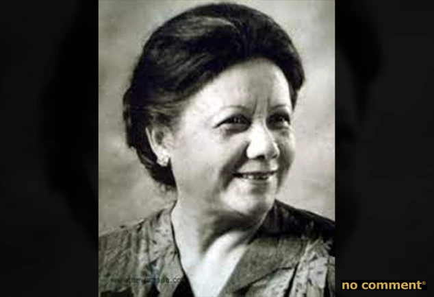 no comment - Esther Nirina, Le grand questionnement de la langue