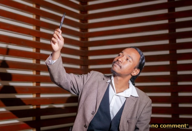 no comment - Indiamahery : L'art de faner