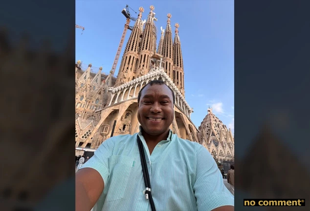 no comment - Mr John Spartane : Le hasard fait prof