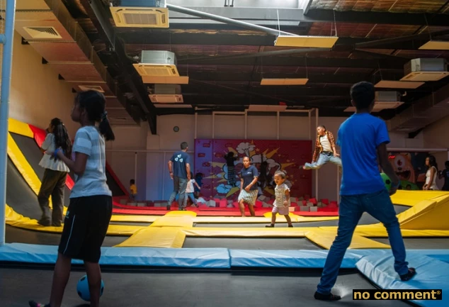 no comment - Decouvertes