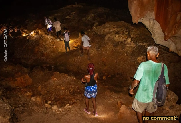 no comment - Decouvertes