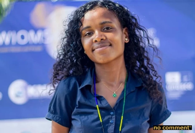 no comment - Fluorida Razafimanirisoa : Deplastifier la mer