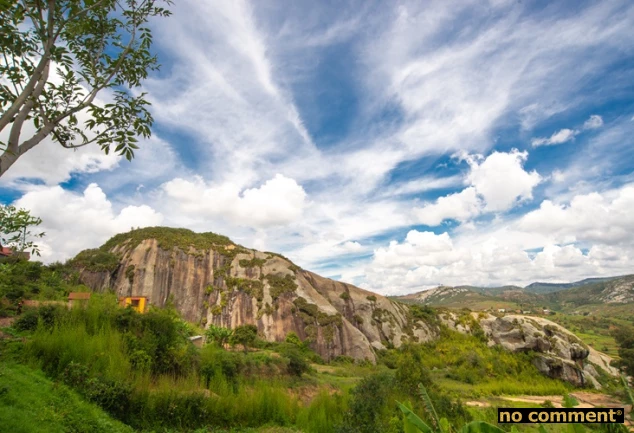 no comment - Decouvertes